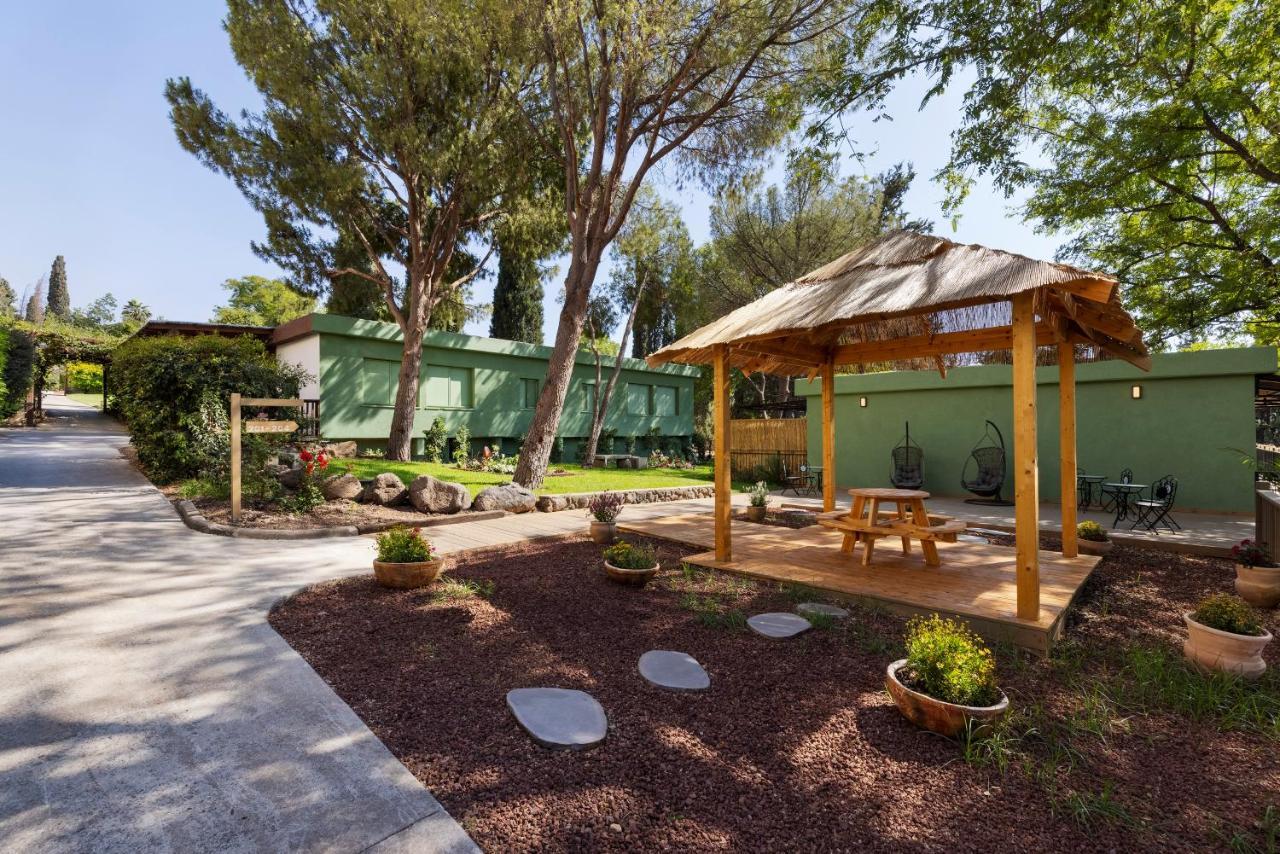 Nofey Gonen Holiday Village Bagian luar foto